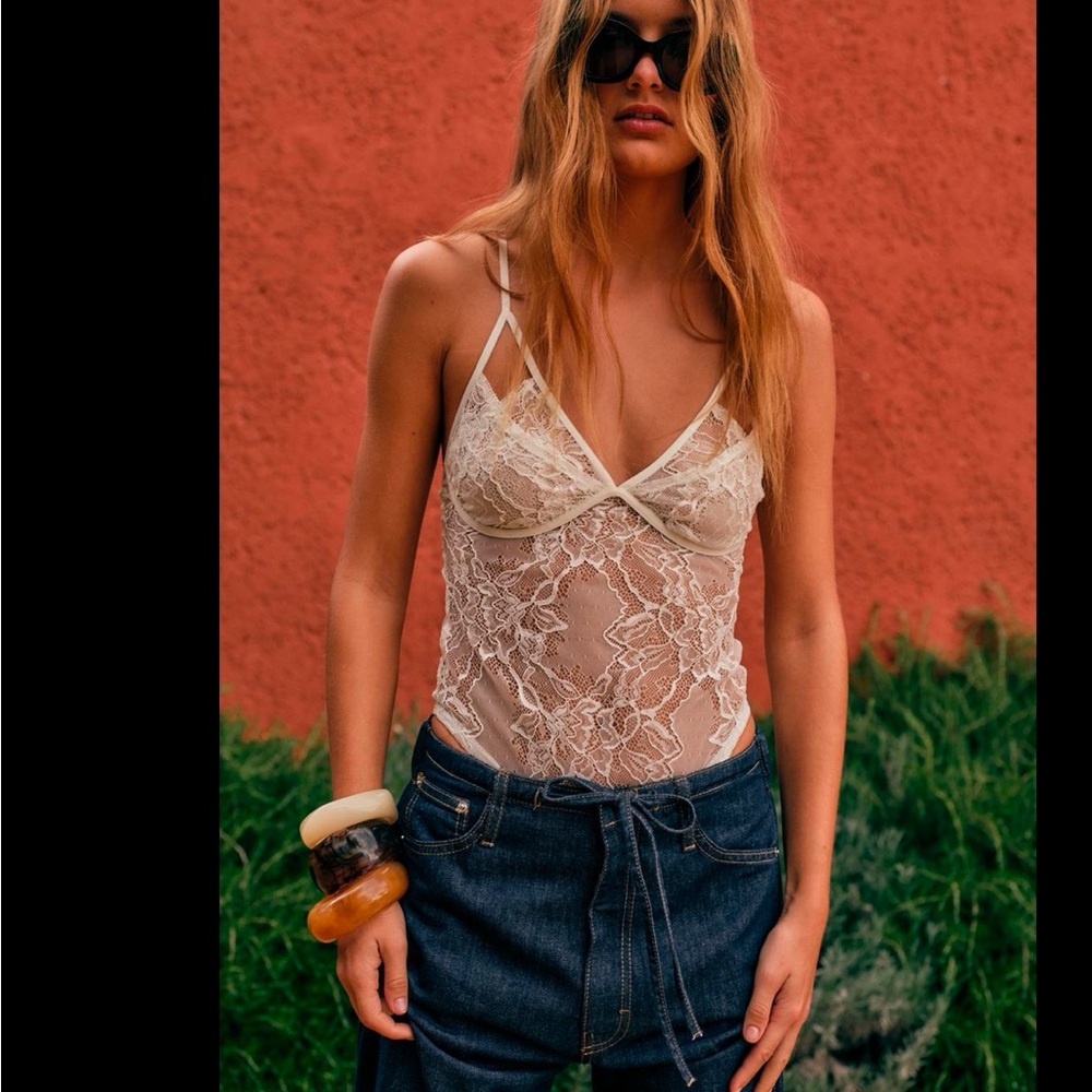 Lace Cream Women's Top